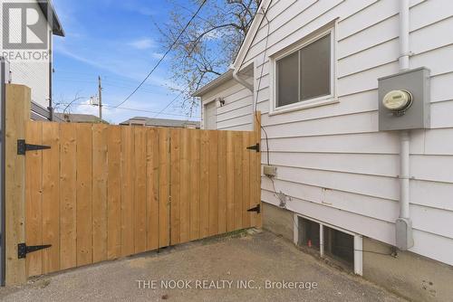 135 Admiral Road, Ajax (South East), ON - Outdoor With Exterior