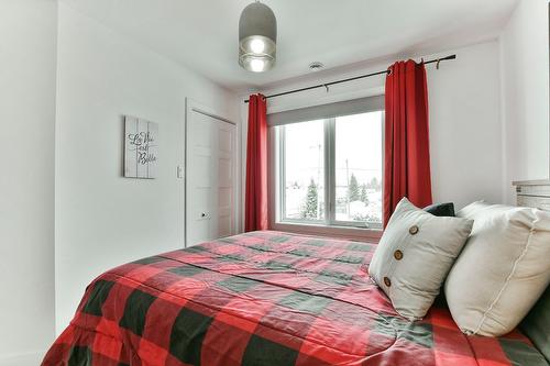 Chambre à coucher - 259Z  - 261Z Rue Des Érables, Lavaltrie, QC - Indoor Photo Showing Bedroom