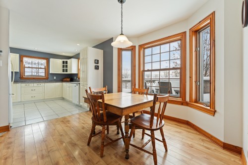 Coin-repas - 240 Ch. De Brome, Lac-Brome, QC 