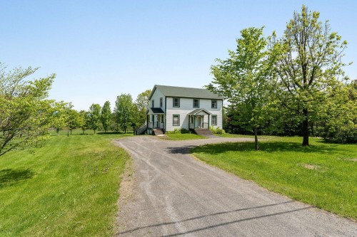 Façade - 240 Ch. De Brome, Lac-Brome, QC 