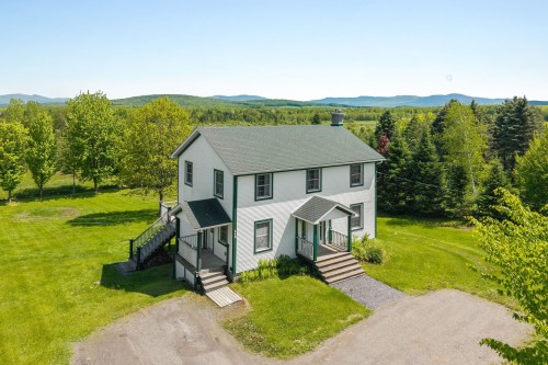 Façade - 240 Ch. De Brome, Lac-Brome, QC 