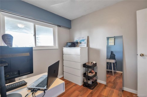 688 Glenalan Rd, Campbell River, BC 