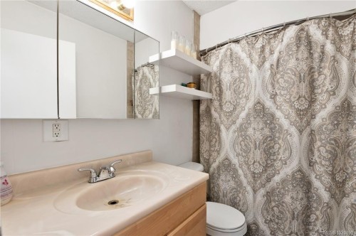 688 Glenalan Rd, Campbell River, BC 