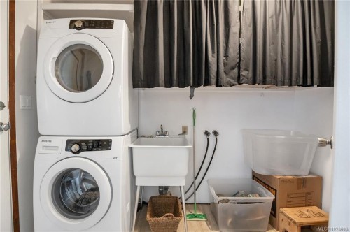 688 Glenalan Rd, Campbell River, BC 