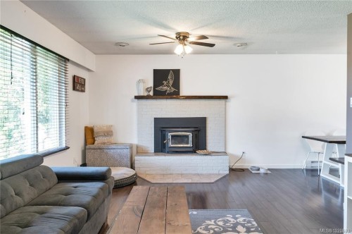 688 Glenalan Rd, Campbell River, BC 