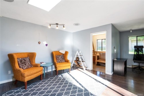 688 Glenalan Rd, Campbell River, BC 