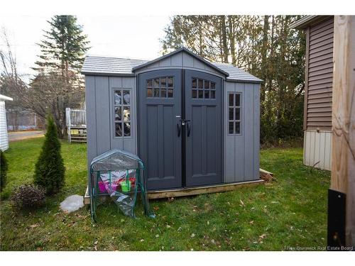 284 Magnolia Lane, Fredericton, NB 