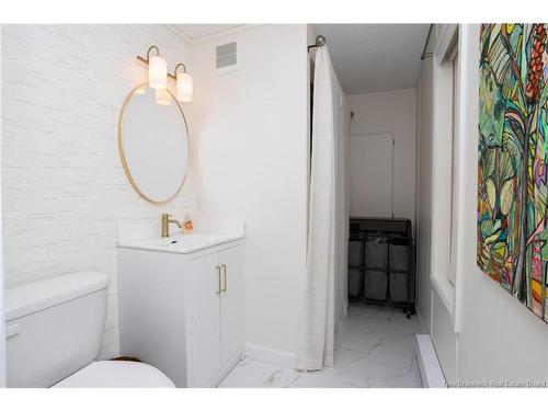 284 Magnolia Lane, Fredericton, NB 