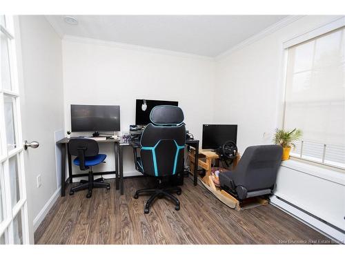 284 Magnolia Lane, Fredericton, NB 