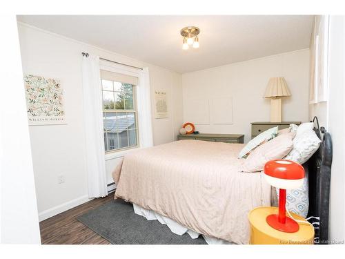 284 Magnolia Lane, Fredericton, NB 