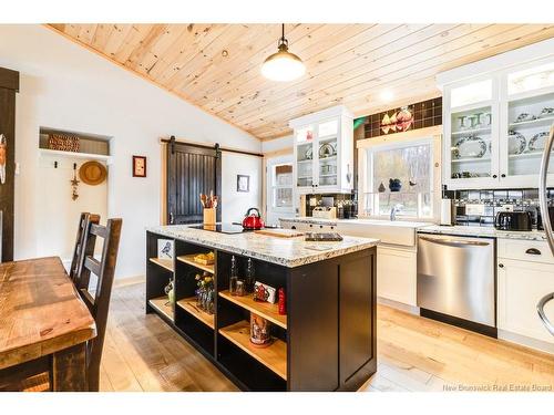 31 Hawkshaw Rd, Hawkshaw, NB 