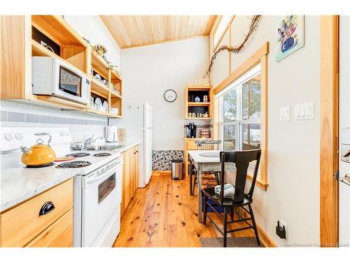 31 Hawkshaw Rd, Hawkshaw, NB 