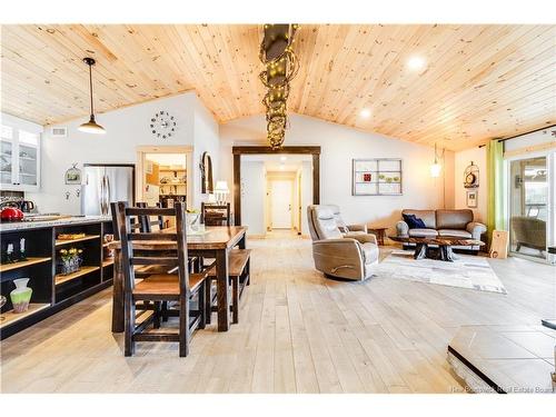 31 Hawkshaw Rd, Hawkshaw, NB 
