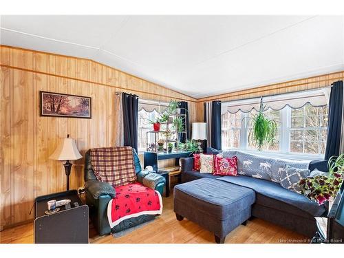 71 Chestnut St, Minto, NB 