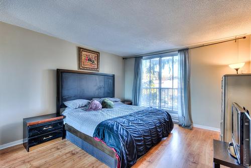 Chambre à coucher - 202-4330 Rue De La Seine, Laval (Chomedey), QC - Indoor Photo Showing Bedroom