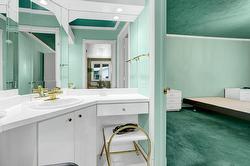 Powder room - 