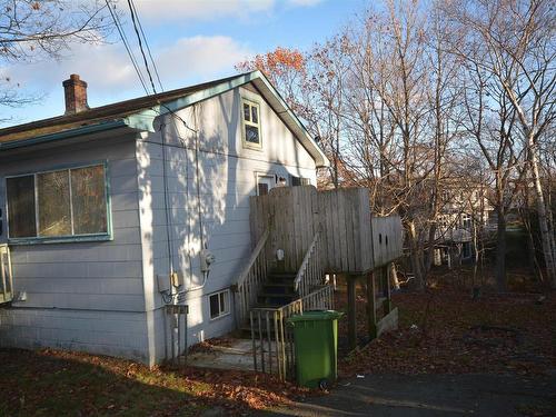 29 Joyce Avenue  Halifax, NS B3P 1W7