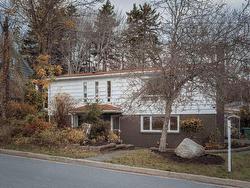 29 Scarlet Road  Halifax, NS B3M 1L2
