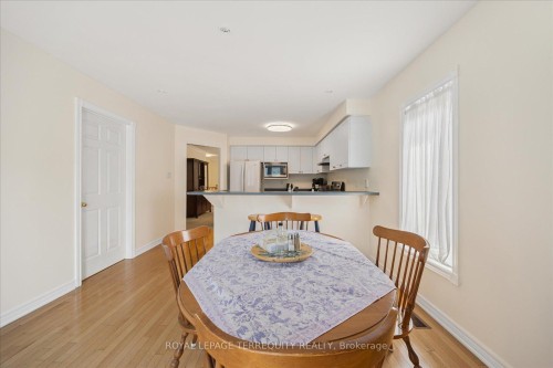 15 Waring Avenue, Whitby, ON - Indoor Photo Showing Dining Room