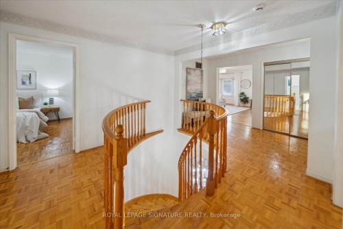 2015 Lynn Heights Drive, Pickering, ON - Indoor