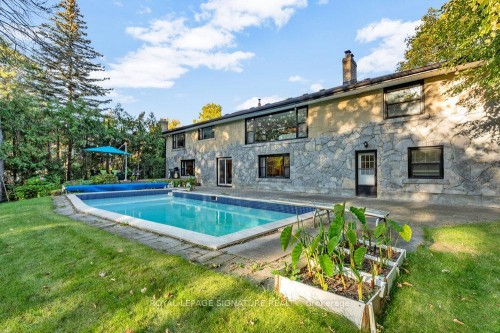 23 Burnview Crescent, Toronto, ON - Outdoor With In Ground Pool