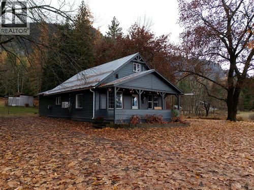 4638 Samuelson Road, Canyon, BC - Outdoor