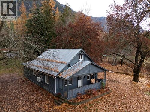 4638 Samuelson Road, Canyon, BC - Outdoor