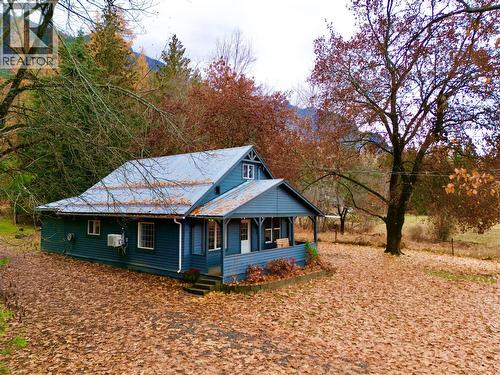 4638 Samuelson Road, Canyon, BC - Outdoor