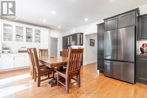 7 Bailey Crescent, Tiny, ON - Indoor Photo Showing Other Room