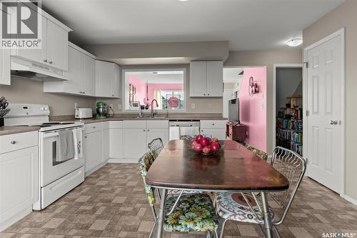 215 Rutherford Crescent, Saskatoon, SK - Indoor