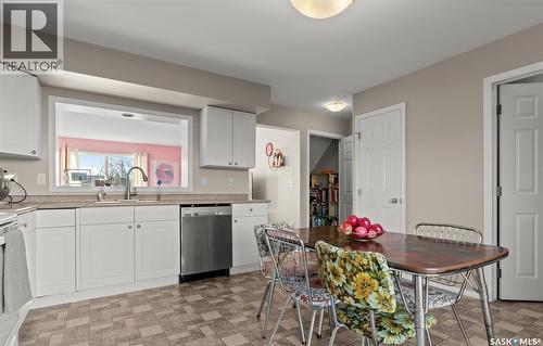 215 Rutherford Crescent, Saskatoon, SK - Indoor