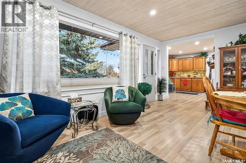 1005 Vaughan Street, Moose Jaw, SK -  With Deck Patio Veranda