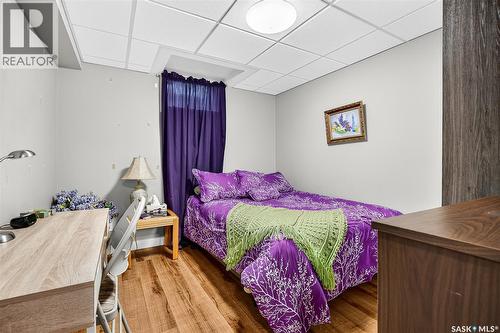 1005 Vaughan Street, Moose Jaw, SK - Indoor Photo Showing Bedroom