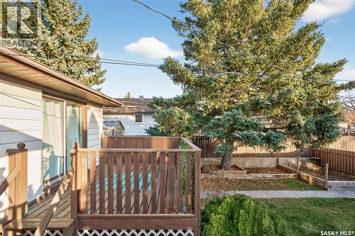 1005 Vaughan Street, Moose Jaw, SK - Outdoor