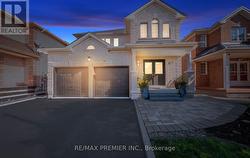 49 FALLSTAR CRESCENT Brampton, ON L7A 2J7