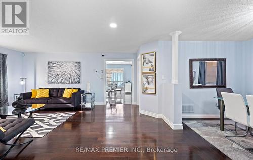 49 Fallstar Crescent, Brampton, ON - Indoor Photo Showing Living Room