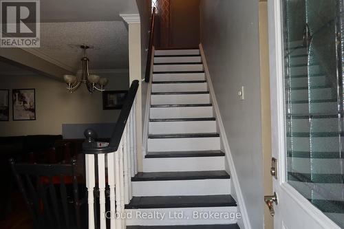 9 Hazelglen Court, Brampton, ON - Indoor Photo Showing Other Room