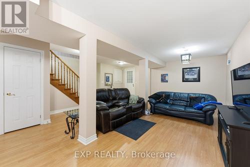 229 Dunraven Drive, Toronto, ON - Indoor