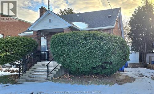 16 Cross STREET  Chatham, ON N7M 1K5