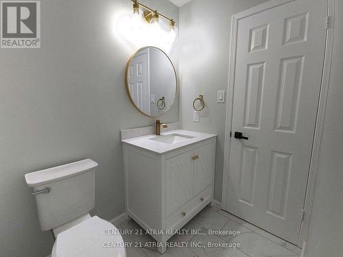 76 Carisbrooke Square, Toronto, ON - Indoor Photo Showing Bathroom