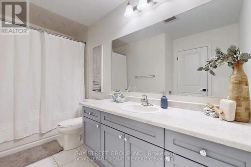 49 Broden Crescent, Whitby, ON - Indoor Photo Showing Bathroom