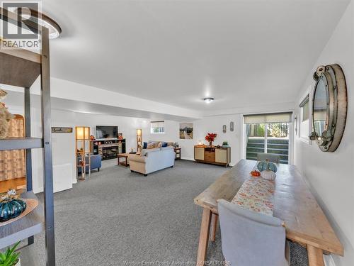 2 Normandy Avenue, Kingsville, ON - Indoor