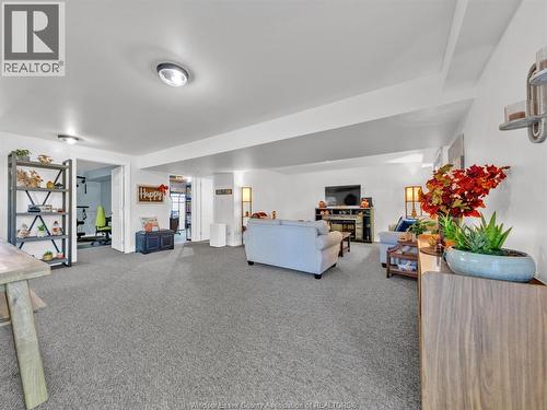 2 Normandy Avenue, Kingsville, ON - Indoor