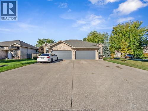 2 Normandy Avenue, Kingsville, ON - Outdoor