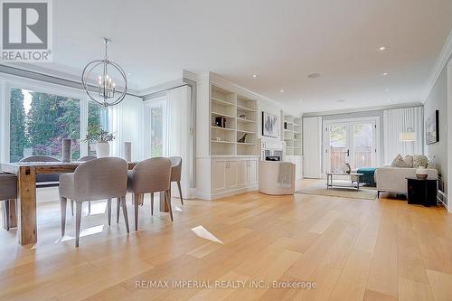 1832 Pine Siskin Court, Mississauga, ON - Indoor Photo Showing Dining Room