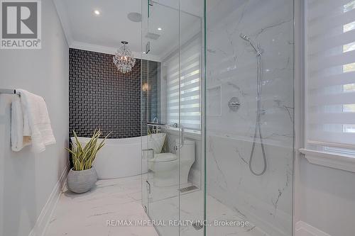 1832 Pine Siskin Court, Mississauga, ON - Indoor Photo Showing Bathroom