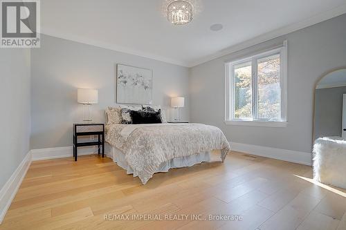 1832 Pine Siskin Court, Mississauga, ON - Indoor Photo Showing Bedroom