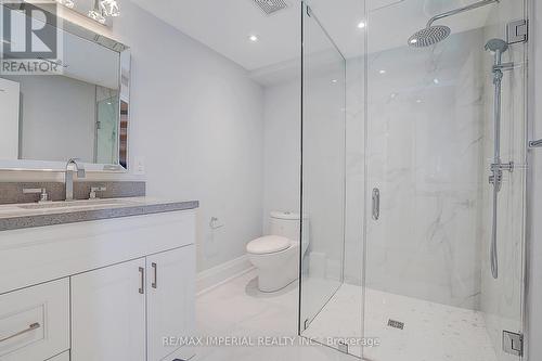 1832 Pine Siskin Court, Mississauga, ON - Indoor Photo Showing Bathroom