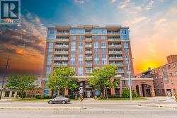 303 - 2772 KEELE STREET  Toronto, ON M3M 0A3