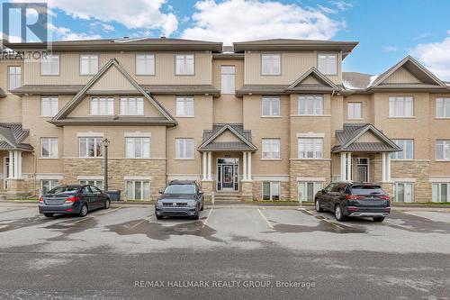 # B - 1067 BERYL PRIVATE  Ottawa, ON K1V 2M4